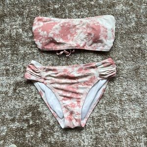 Strapless swimsuit set